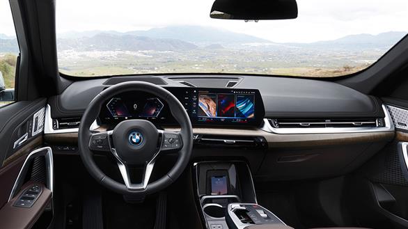 BMW iX1