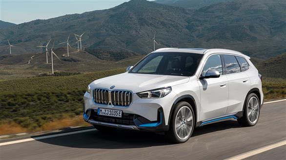 BMW iX1