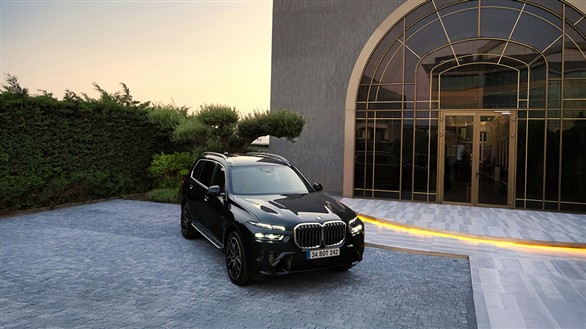 BMW X7