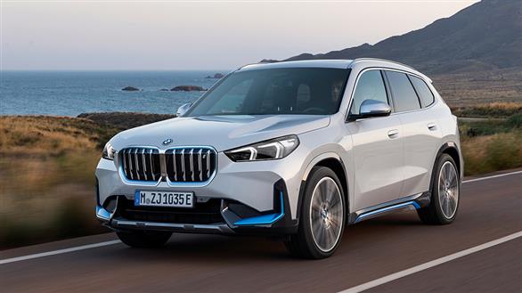 BMW iX1