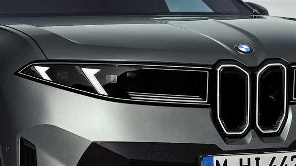 Yeni BMW iX4.
