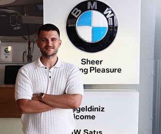 Bora Güzeyer